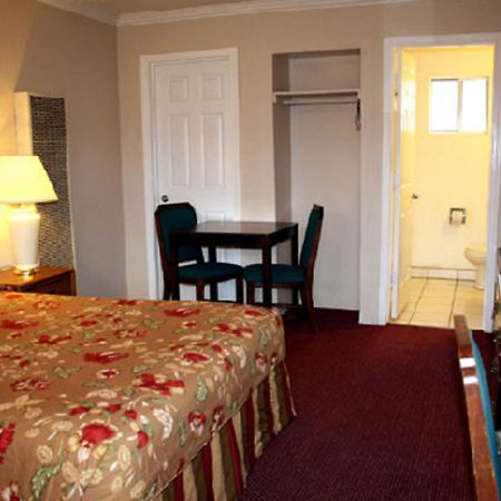 Sunset Inn And Suites West Sacramento Ngoại thất bức ảnh