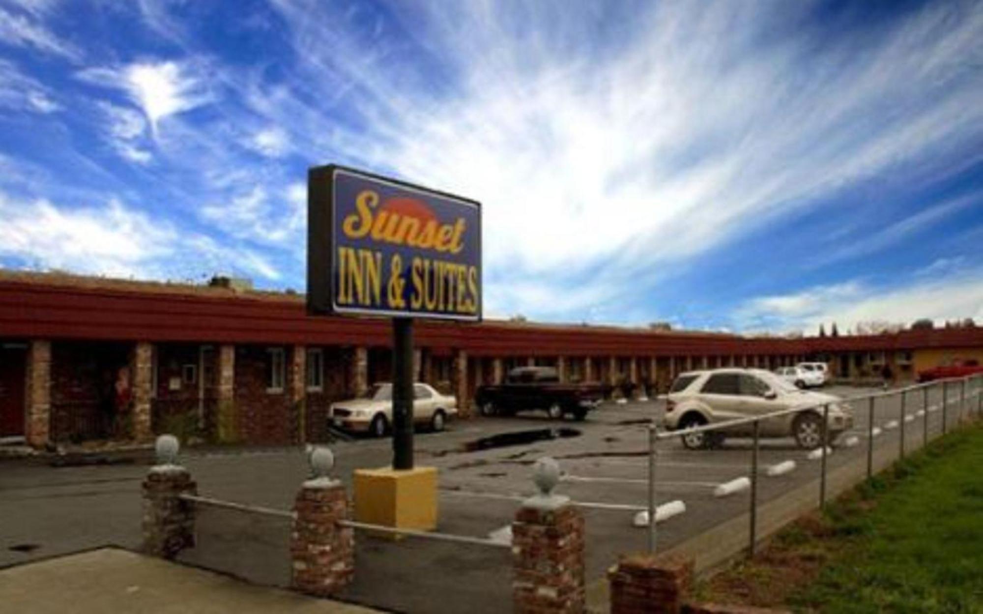 Sunset Inn And Suites West Sacramento Ngoại thất bức ảnh