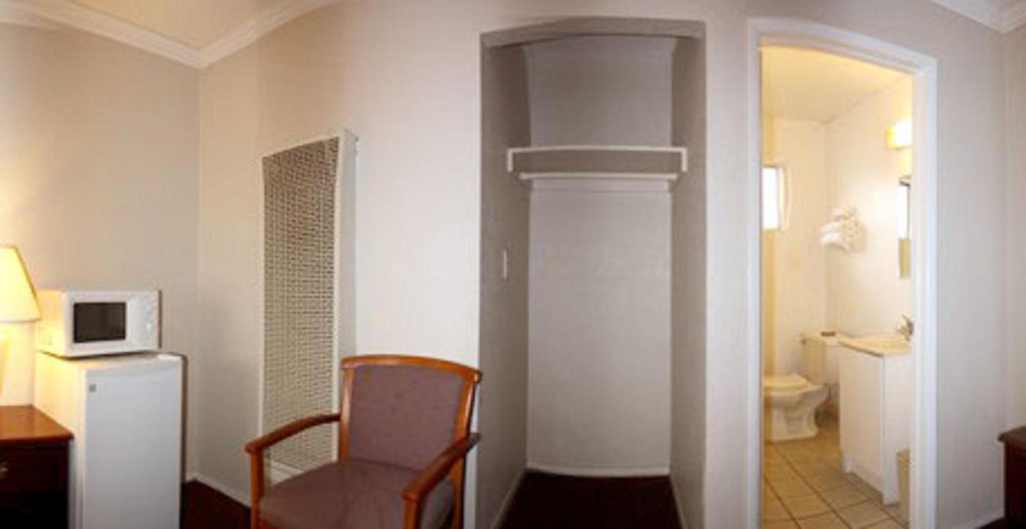 Sunset Inn And Suites West Sacramento Ngoại thất bức ảnh