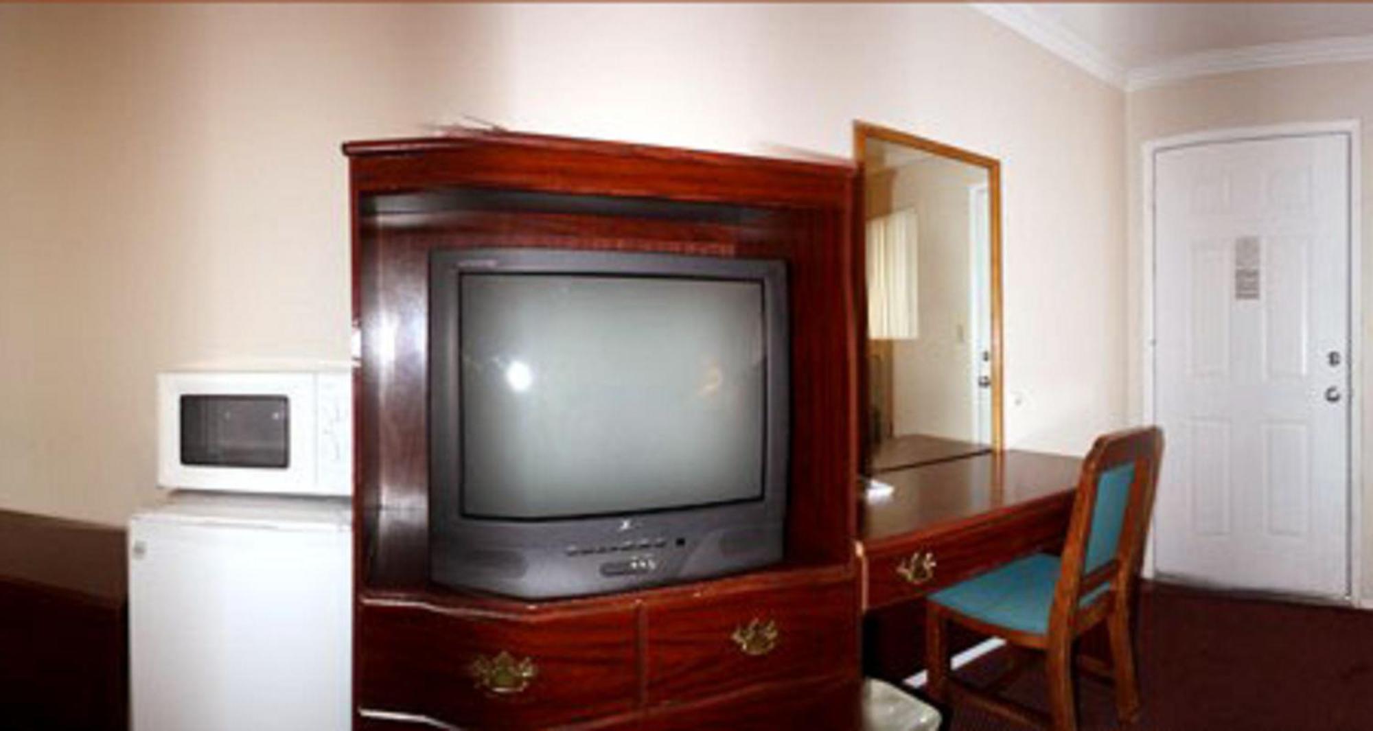 Sunset Inn And Suites West Sacramento Ngoại thất bức ảnh